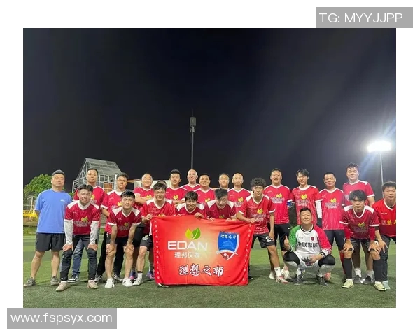 杭州足球队实力引发热议球迷对球队表现的看法与争议分析